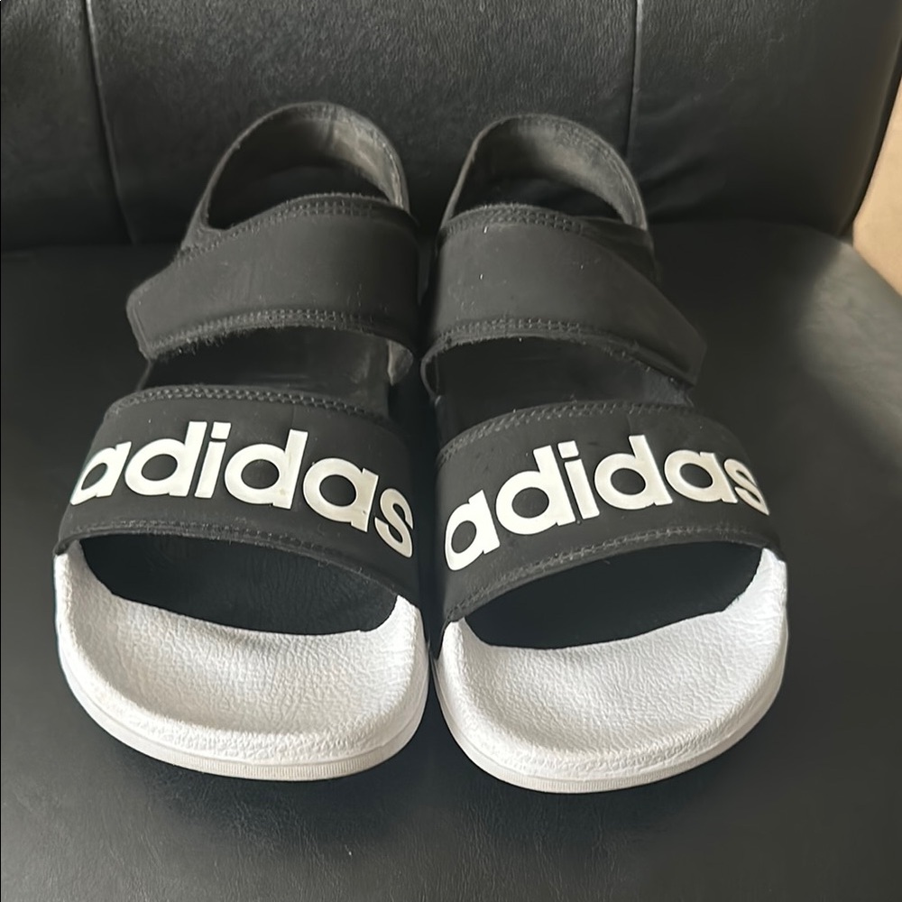 Adidas Adilette Sandal size 7 in Black & White
